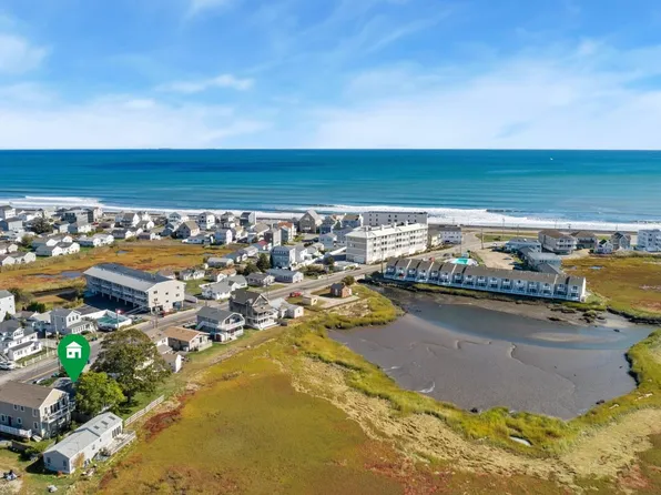 535 Winnacunnet Road, Hampton, NH 03842