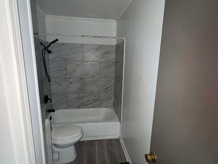 2628 Saint Charles Ave #2 — Photo 16