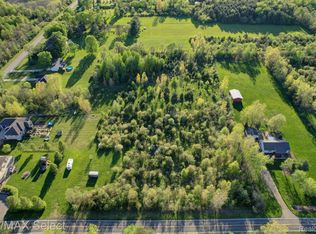 Howe Rd, Grand Blanc, MI 48439