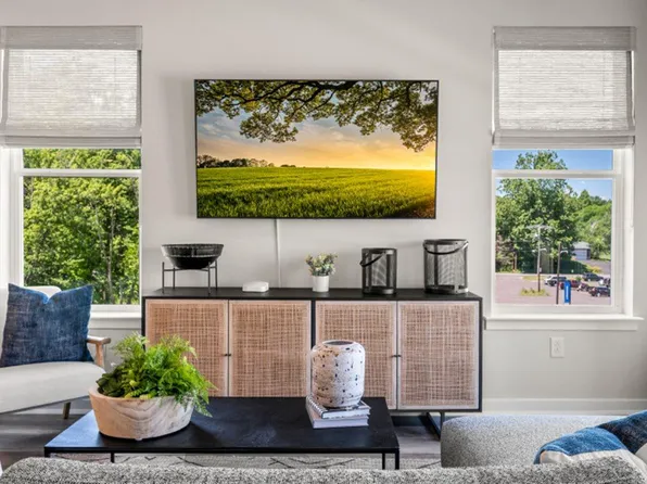 813 Pecan Rd, Spring City, PA 19475