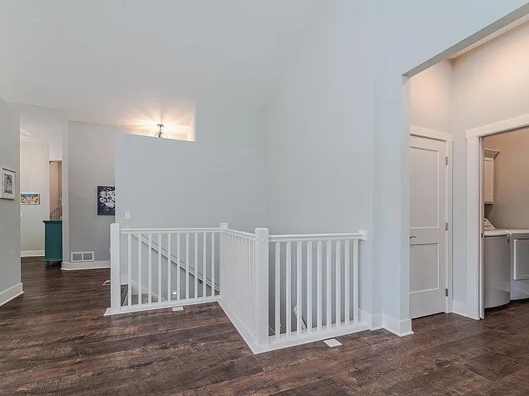 5090 Ranchview Ln N — Photo 25