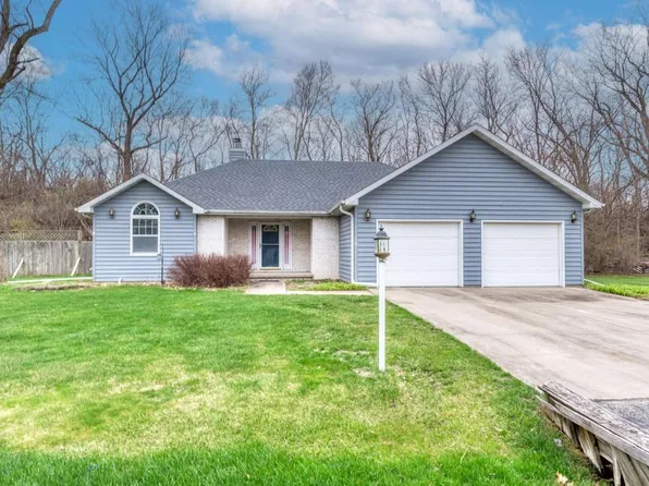 32850 S Deer Ridge Dr, Wilmington, IL 60481