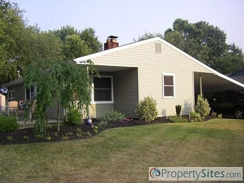 1st image of 332 Stonybrook Dr