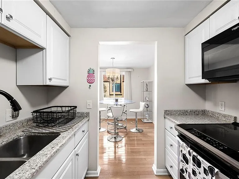 80 Groton Dr #2 — Photo 5