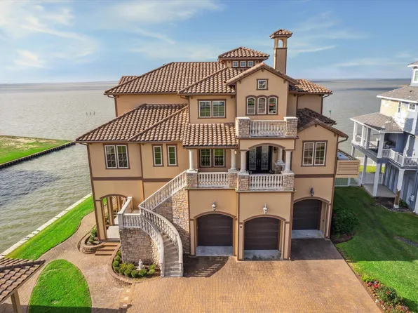 9 Happy Jack, Hitchcock, TX 77563