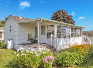 13 Jonathan Cir, South Hero, VT 05486