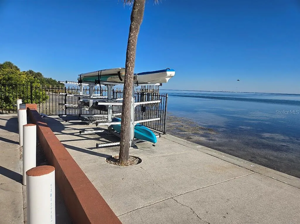 1 bed, 1.0 bath, 640 sqft, $2,000 — Photo 3