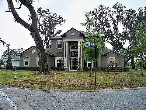 1st image of 1845 Highland Oaks Blvd