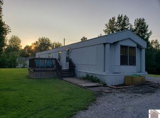 3065 Lovelaceville Florence Station Rd, Paducah, KY 42003