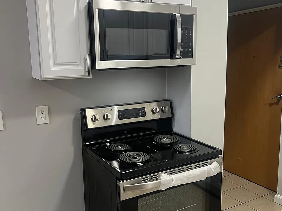 52 Dayton Ave #5