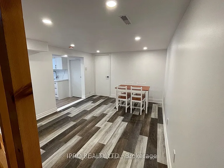 755 Botany Hill Cres #BASEMENT — Photo 11