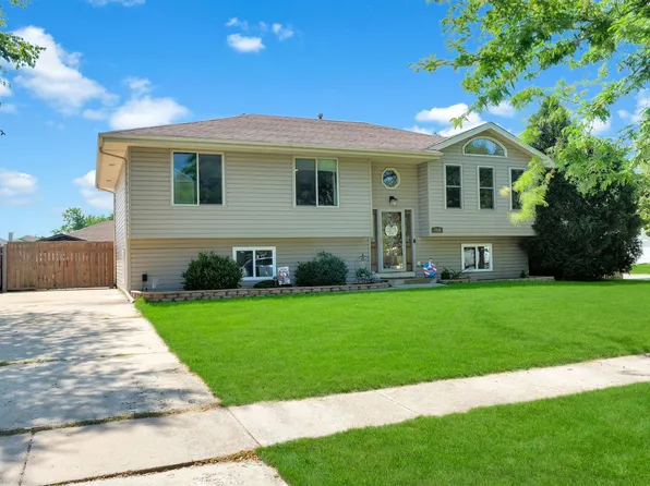7016 Lewis Clark Dr, Plainfield, IL 60586
