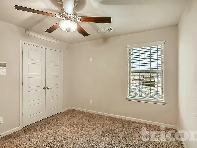 1592 Sugarberry Dr — Photo 10