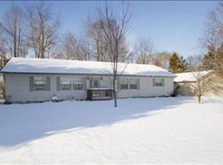 34041 40th Ave, Paw Paw, MI 49079