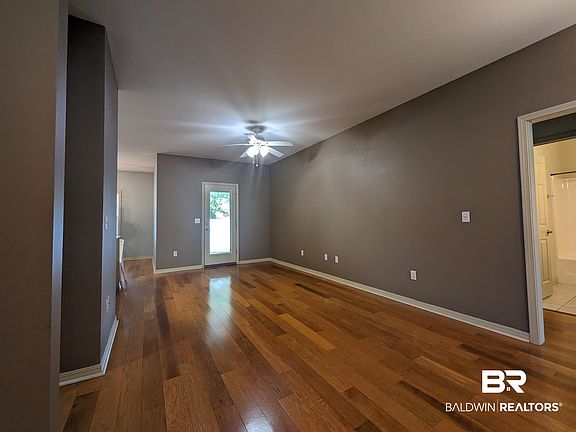 5th image of 702 Jillian Pl