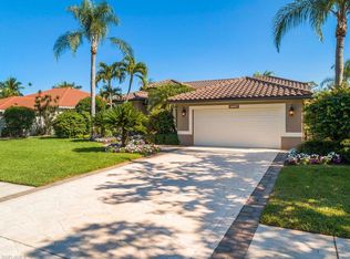 7744 Naples Heritage Dr, Naples, FL 34112