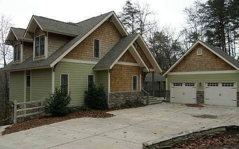 1st image of 37 Pinecrest Dr