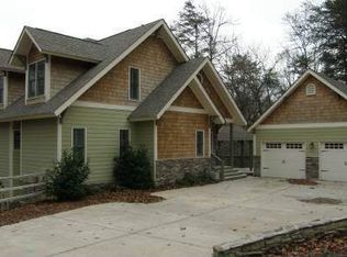 37 Pinecrest Dr, Ellijay, GA 30540