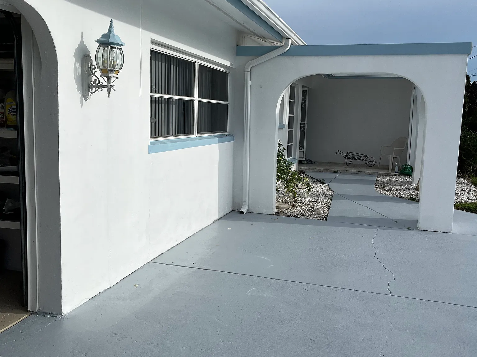 4403 SE 1st Ave — Photo 2