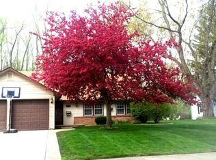2441 Waltham Dr, Troy, MI 48085