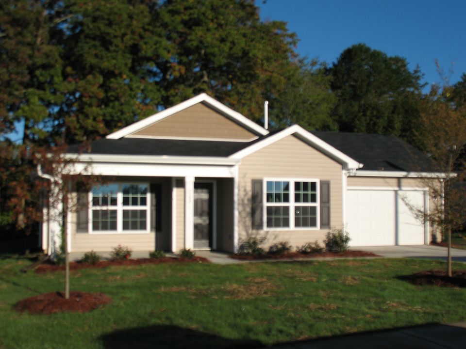 1st image of 162 Valerie Drive