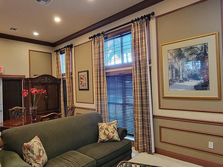400 Scotia Dr #203 — Photo 6