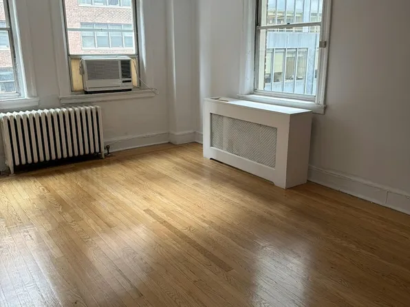150 East 39th Street image 1 of 7