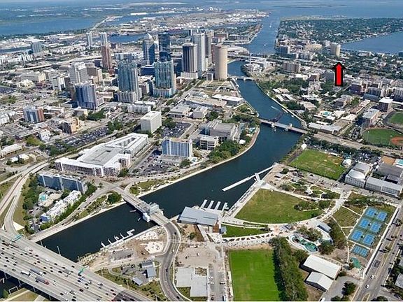 3rd image of 345 Bayshore Blvd APT 708