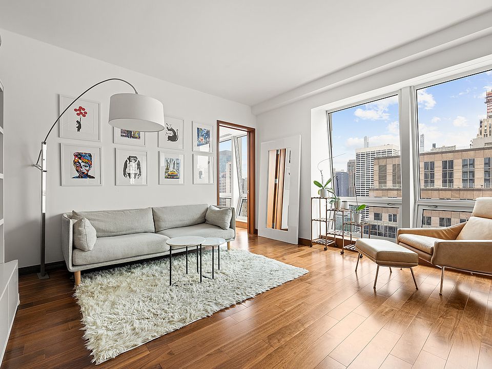 1st image of 400 5th Ave APT 39E