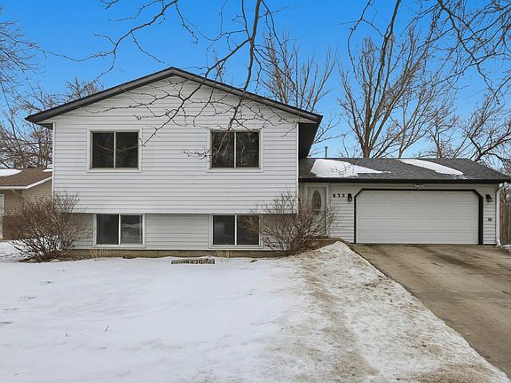 2nd image of 832 5th Ave E