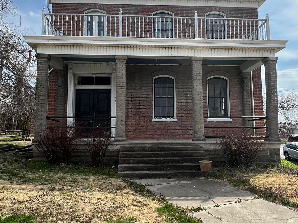 400 2nd St, Glasgow, MO 65254 MLS 22146 Zillow