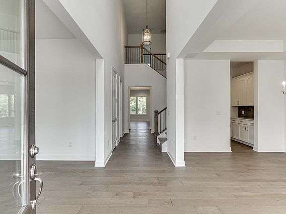 Encore - Amston Interior Image 2