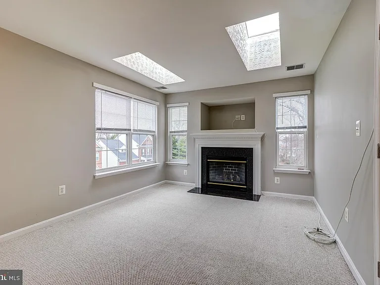 6160 Cinnamon Ct — Photo 33