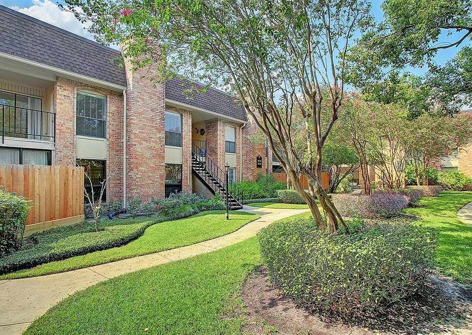 1st image of 1601 S Shepherd Dr APT 201