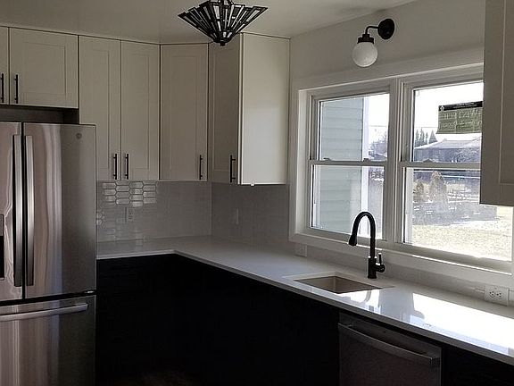3rd image of 9400 Wildwood Dr