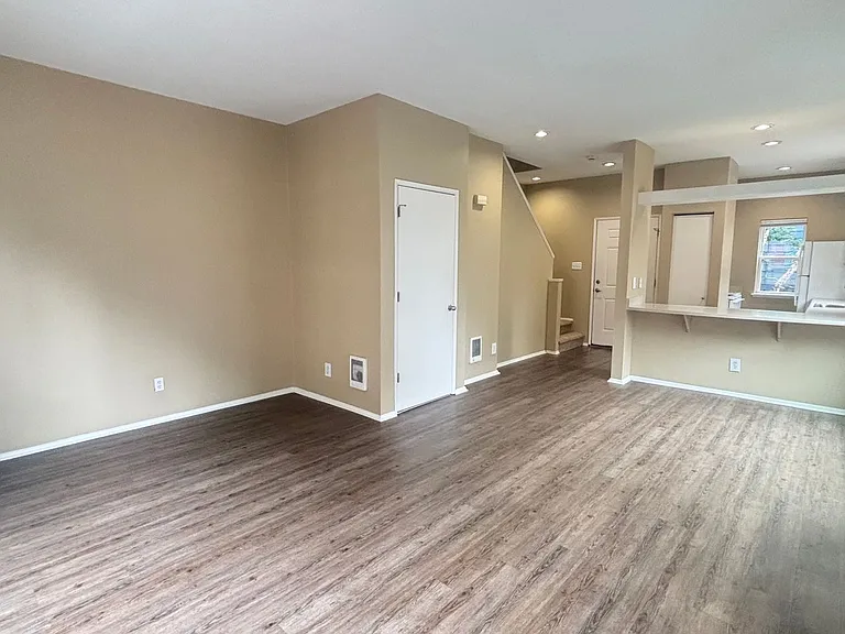 Goose Hollow Townhomes — Photo 25