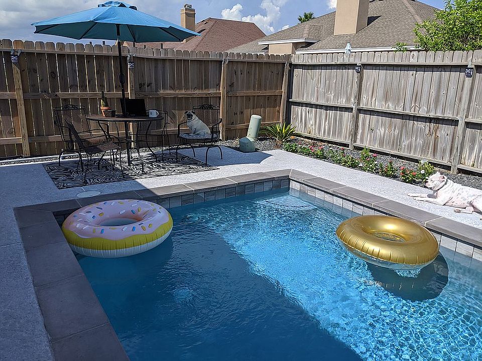 1st image of 15941 Palmira Ave