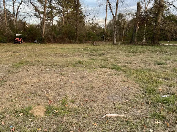 216 Parker St, Canton, MS 39046