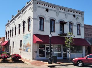 215 Main St #2D, Barnesville, GA 30204