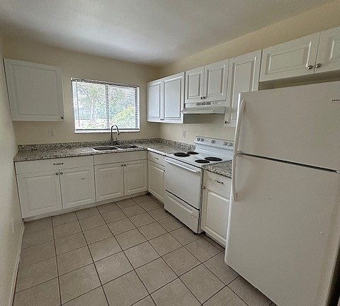 4th image of 2205 17th Ave SW