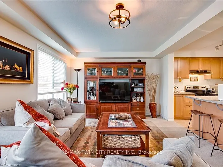 18 Blue Oak St — Photo 14