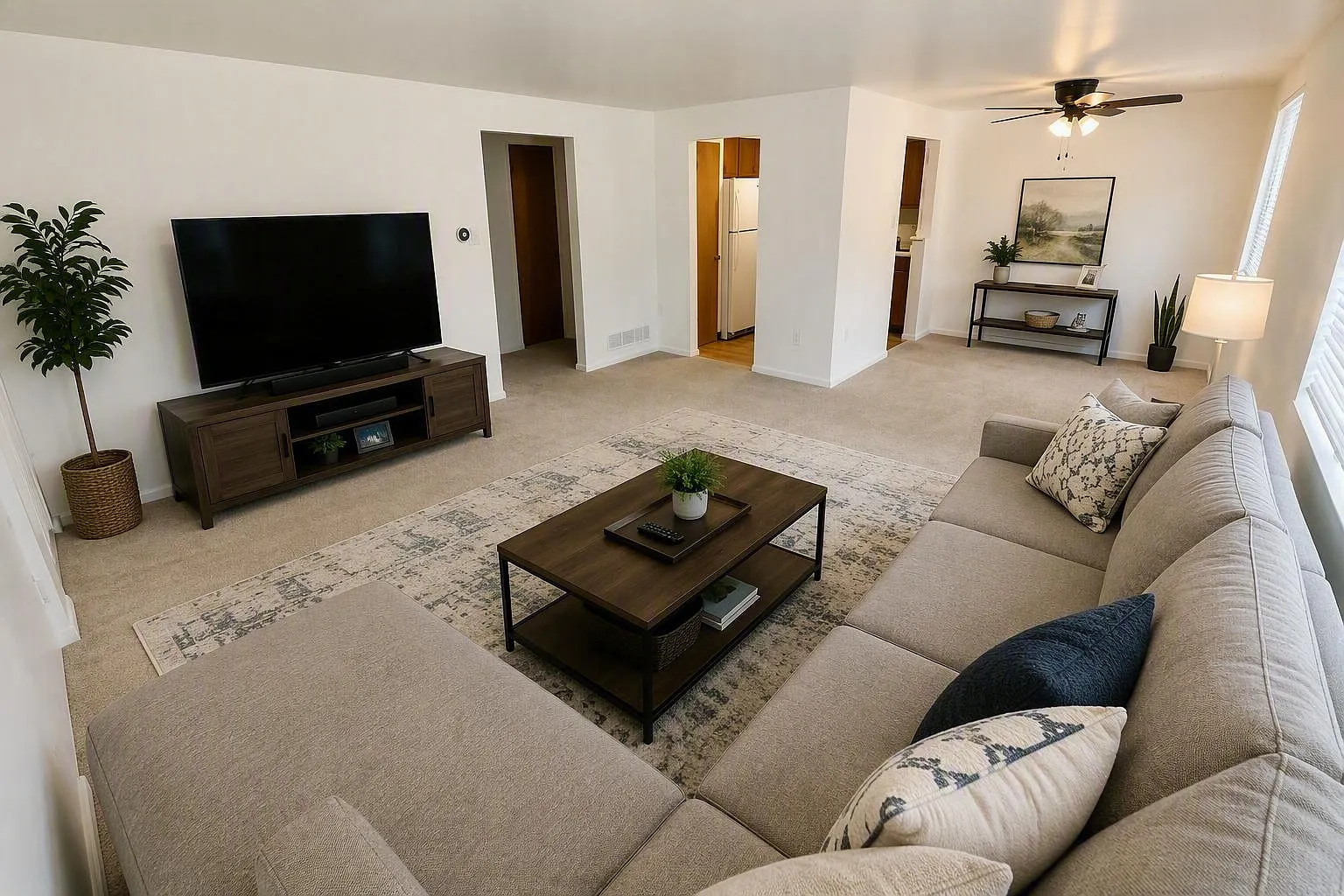 81 N Duane Ave — Photo 1