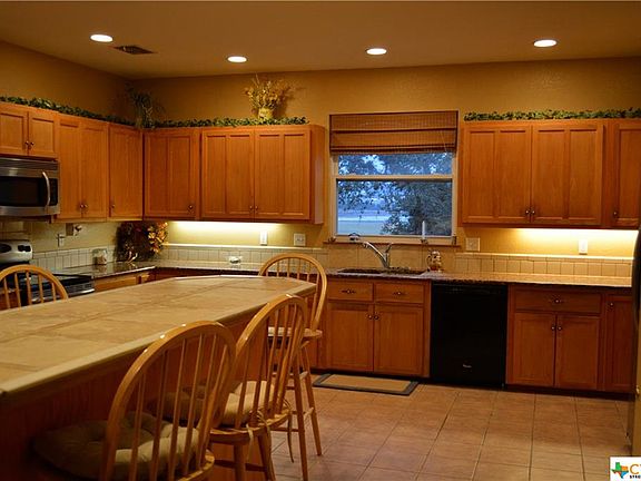 4th image of 1309 Tamarack Dr