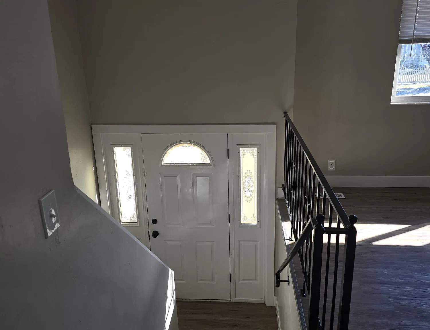 2 bed, 1500 sqft, $1,750 — Photo 2