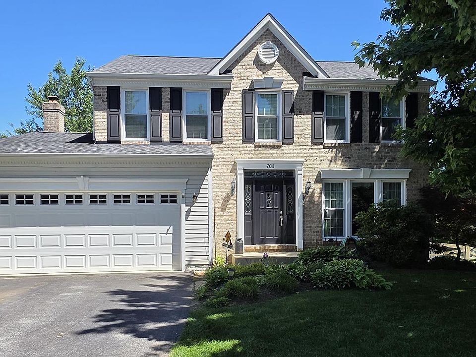 1st image of 703 Poplar Grove Dr