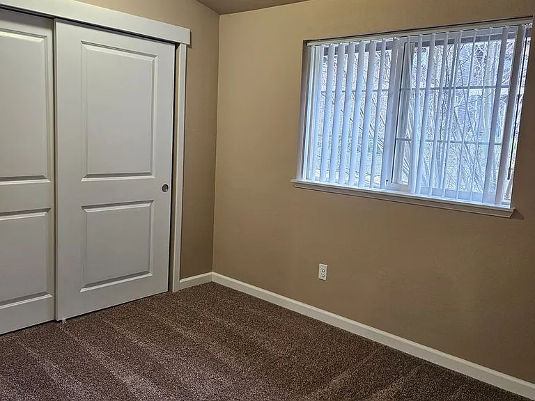 Vista Pointe Apartments in South Salem Oregon Comfortable Living Near Shopping and I5 — Photo 74