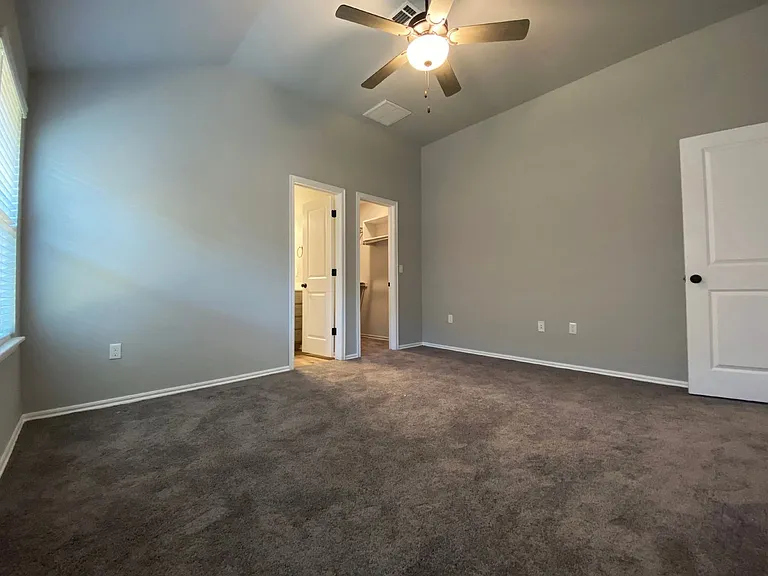 4609 Crystal Clear Ln — Photo 15
