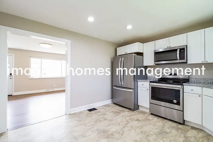 1482 Verdale Dr — Photo 6