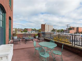 28 Bayley St APT 101, Pawtucket, RI 02860