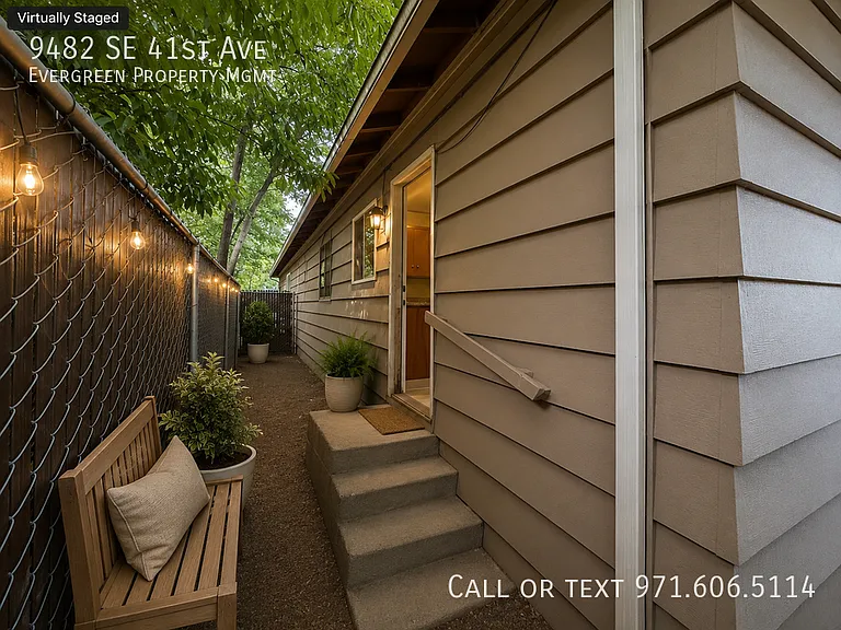 9482 SE 41st Ave — Photo 17